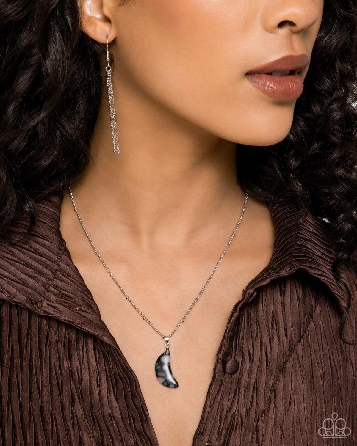 Lunar Lesson – Black | Paparazzi Necklace