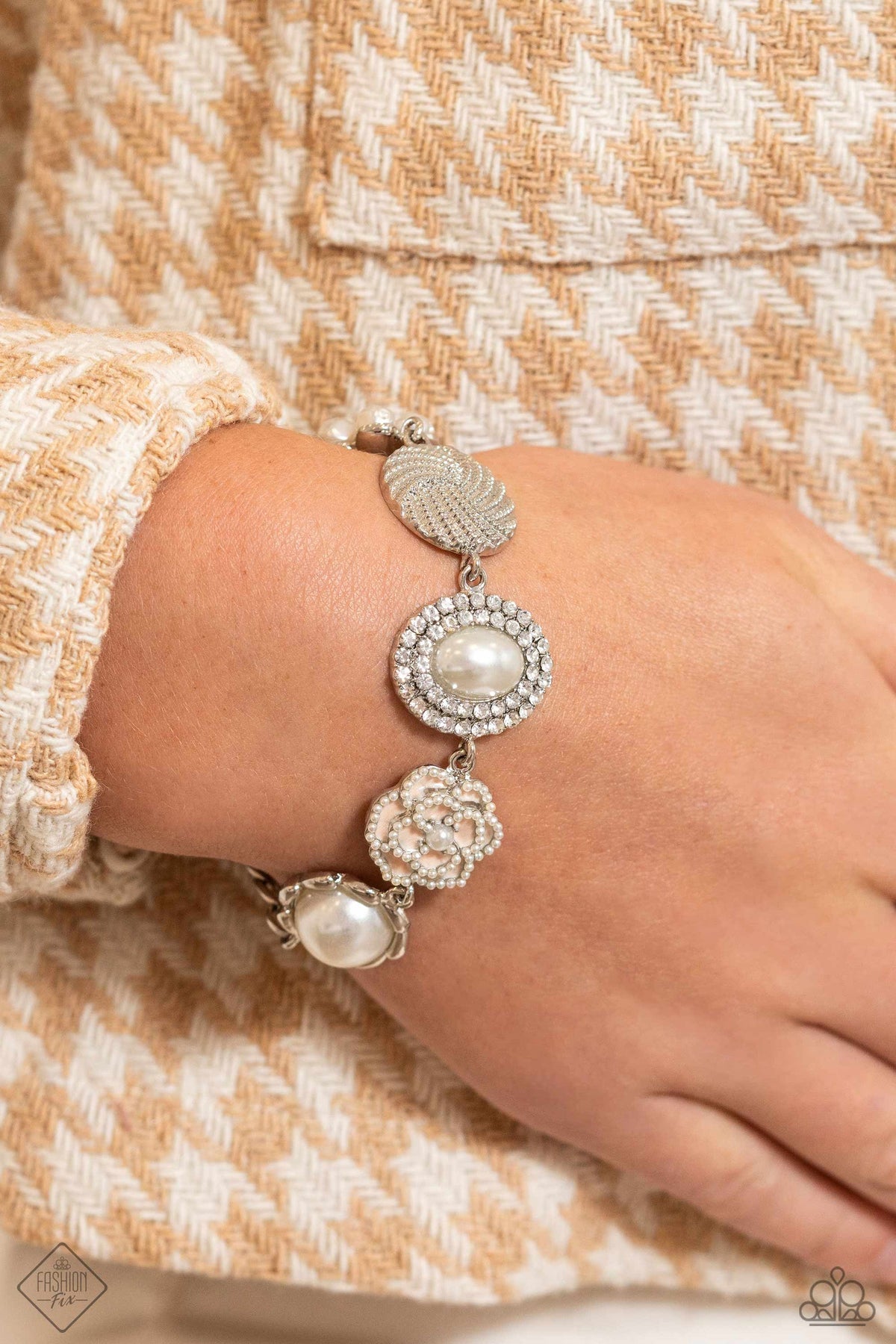 Cultivated Charm – White | Paparazzi Bracelet