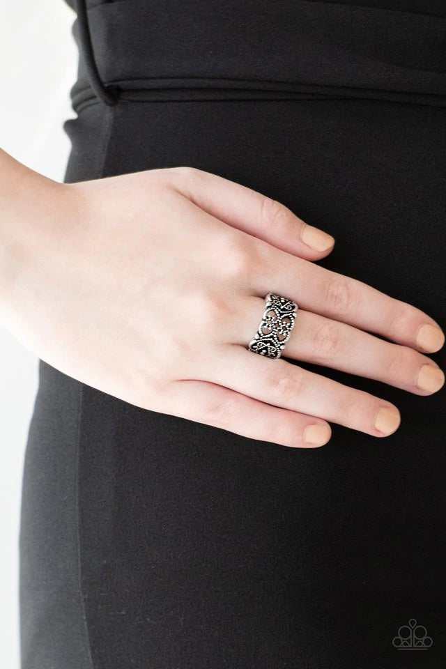 Tell Me How You Really FRILL – Silver | Paparazzi Ring