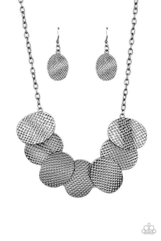 Industrial Wave | Paparazzi Necklace