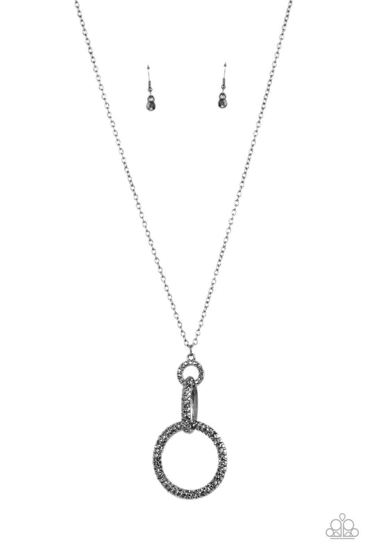 Radiant Ringleader – Silver | Paparazzi Necklace