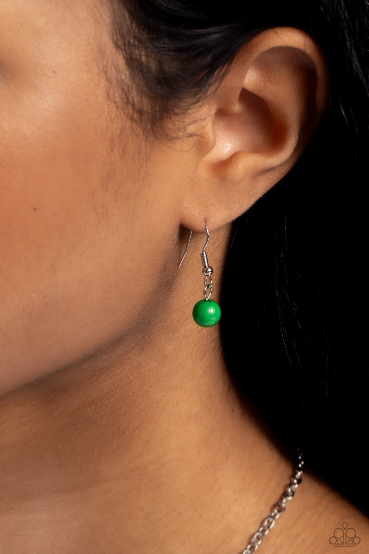 FROND-Runner Fashion – Green | Paparazzi Necklace