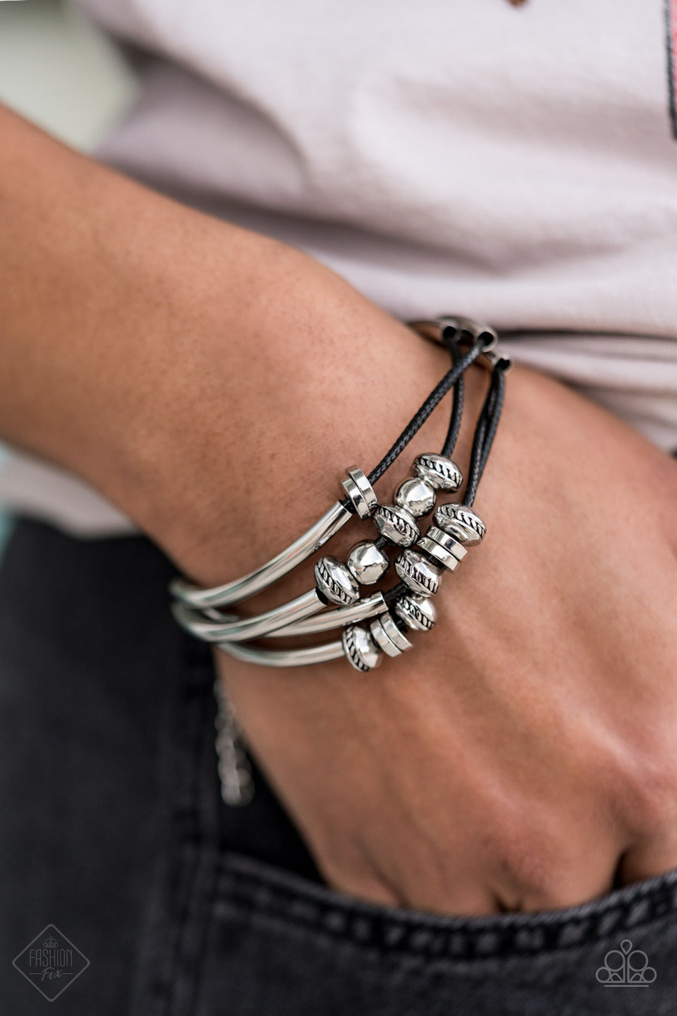 We Aim to Please | Paparazzi Bracelet