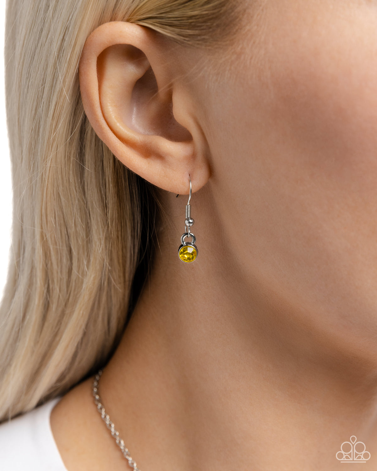 Explosive Exhibit – Yellow | Paparazzi Necklace