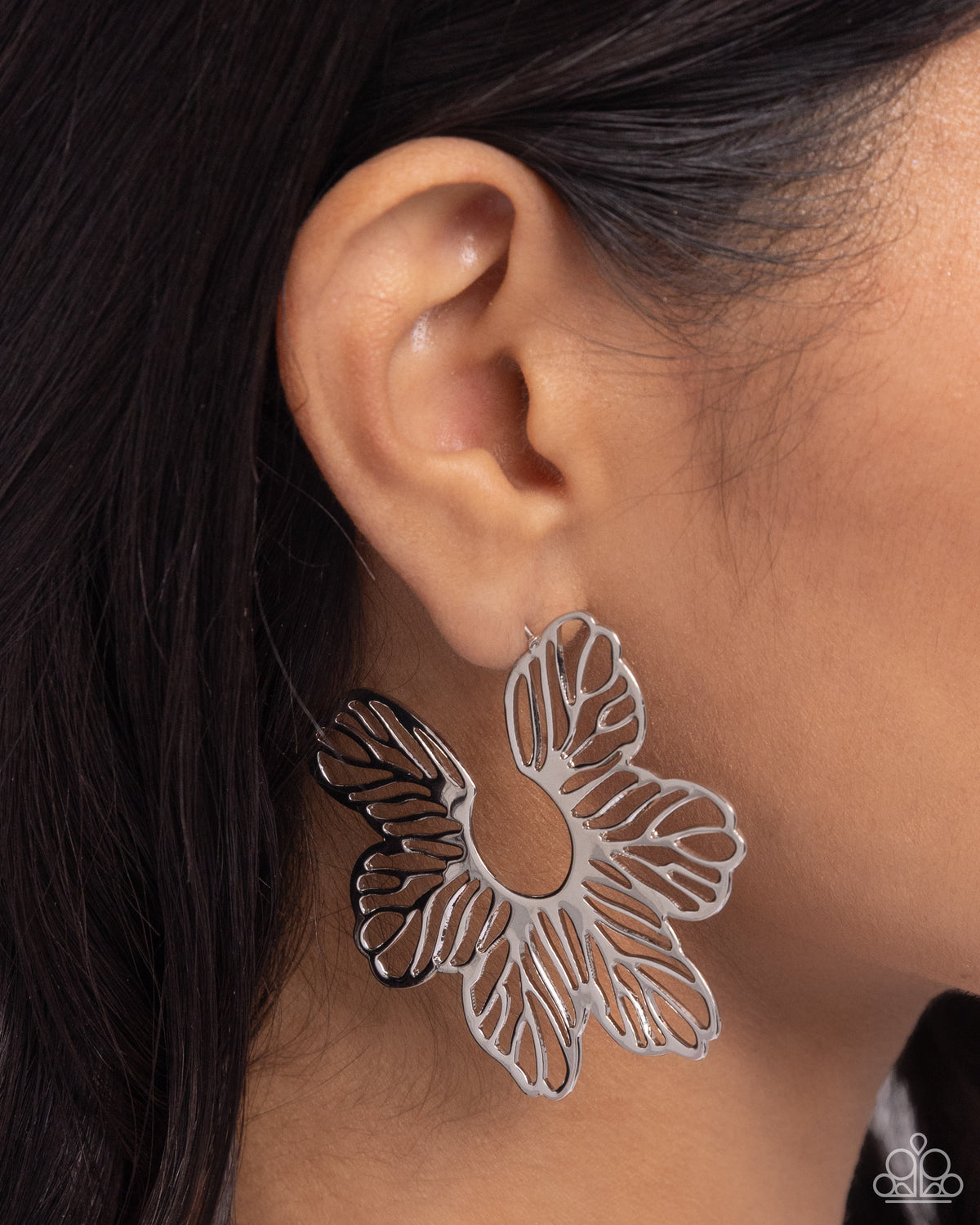 Floral Fame – Silver | Paparazzi Earrings