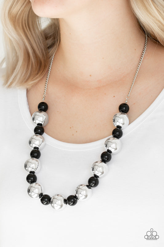 Top Pop – Silver | Paparazzi Necklace