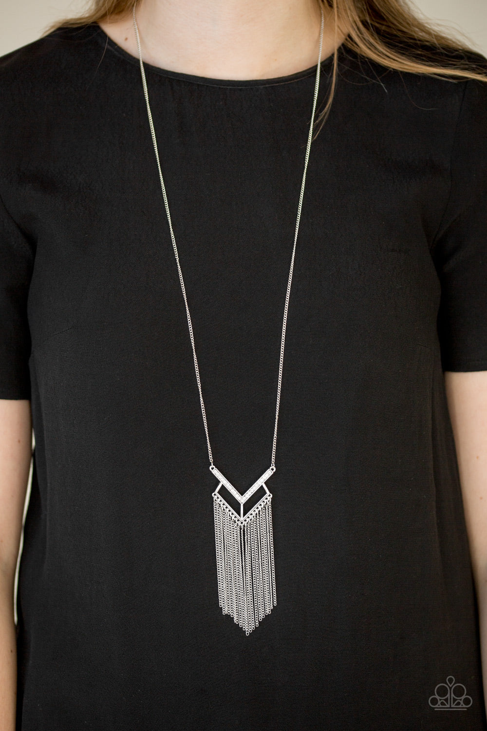 Alpha Glam – Silver | Paparazzi Necklace