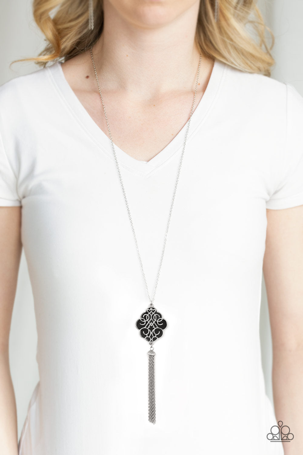Malibu Mandala – Black | Paparazzi Necklace