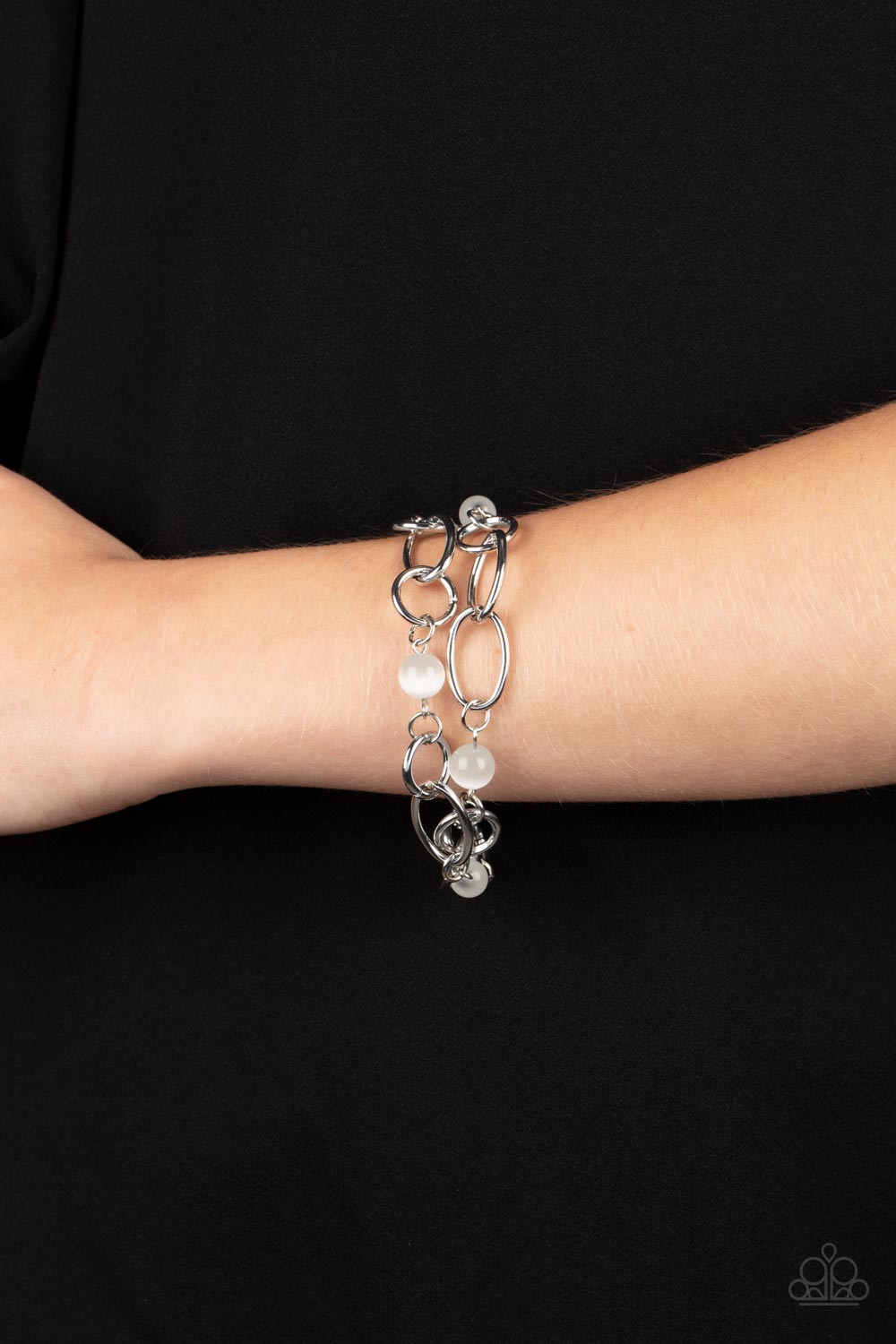 Delightfully Daydreamy – White | Paparazzi Bracelet