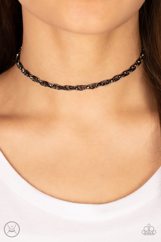 Urban Underdog Choker | Paparazzi Necklace
