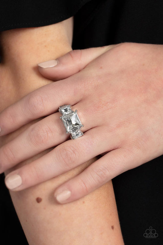 Treasured Twinkle – White | Paparazzi Ring