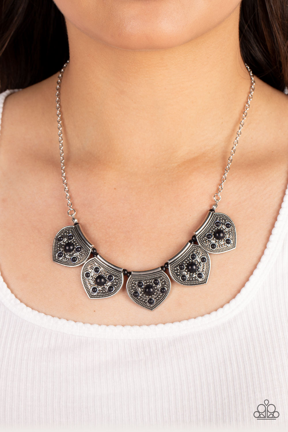 Badlands Basin – Black | Paparazzi Necklace