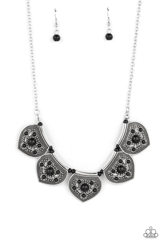 Badlands Basin – Black | Paparazzi Necklace