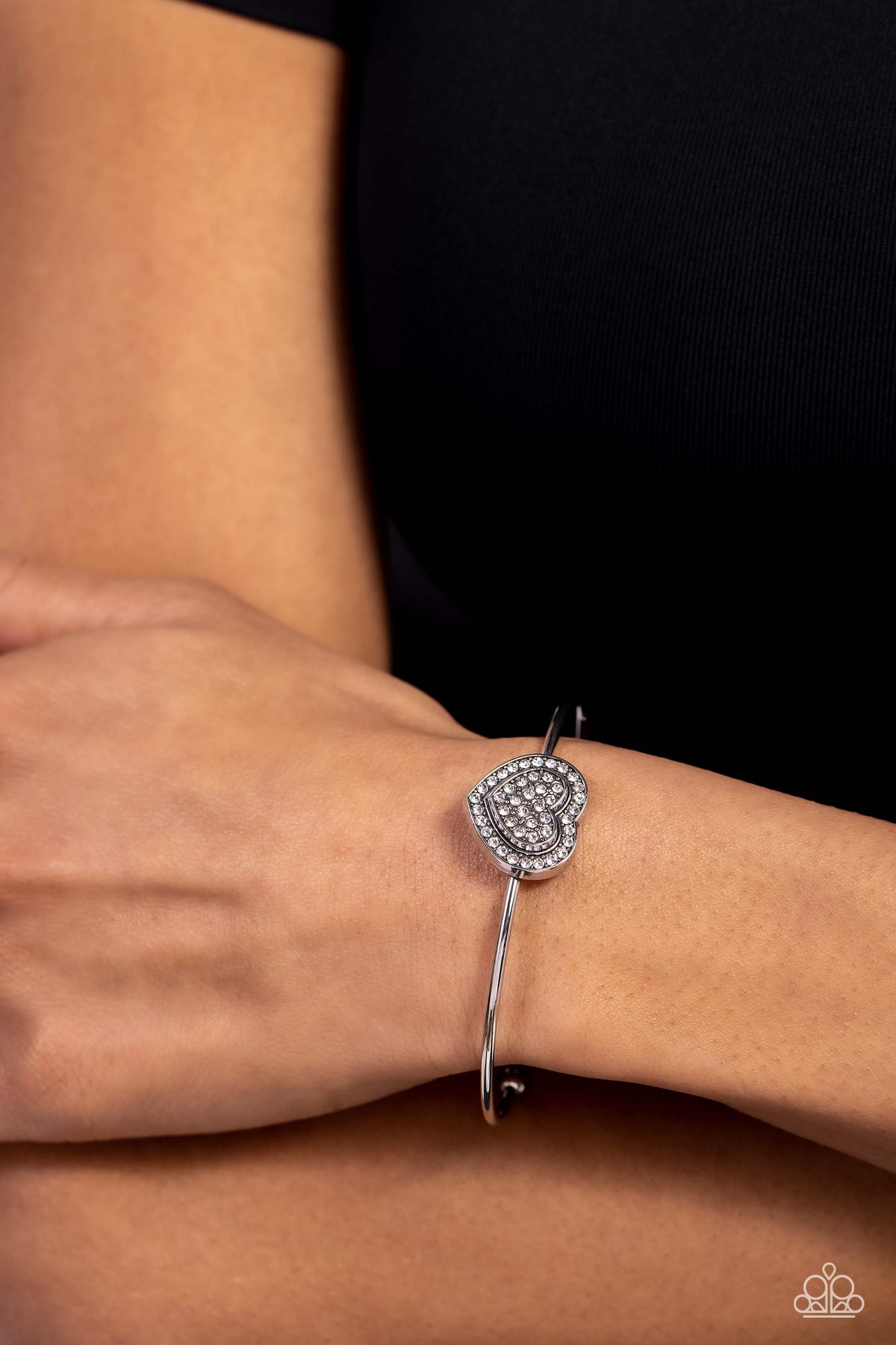 Stunning Soulmates – White | Paparazzi Bracelet