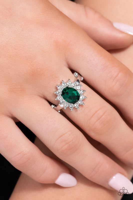 Red Carpet Reveal – Green | Paparazzi Ring