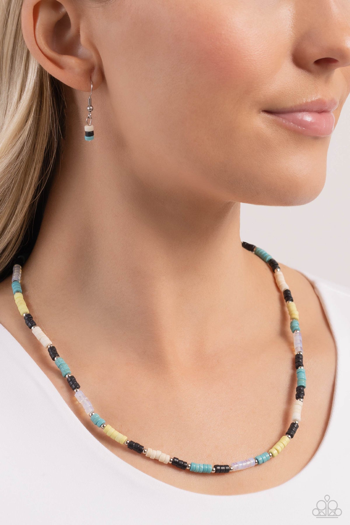 Oasis Outline – Black | Paparazzi Necklace