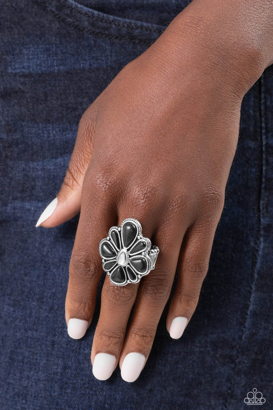 Floral Folklore – Black | Paparazzi Ring