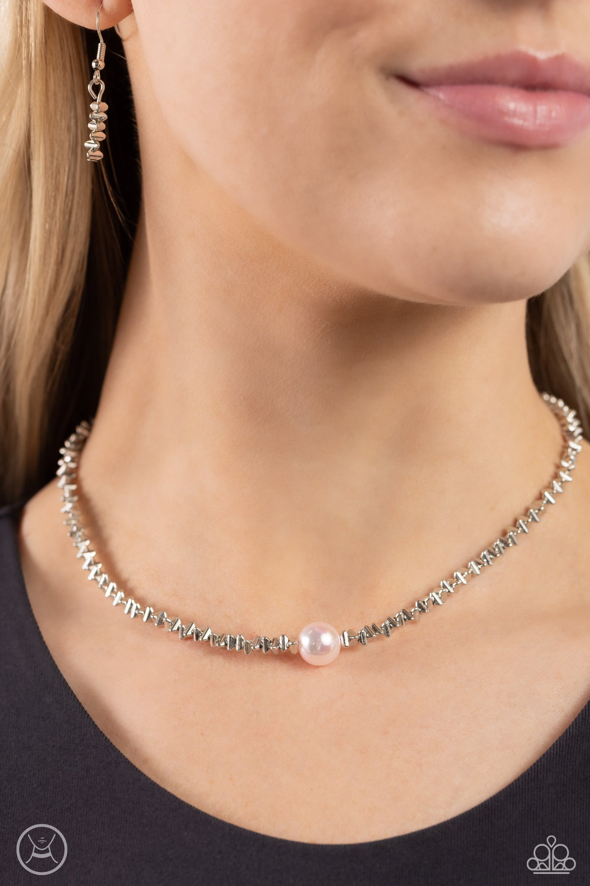 Tasteful Triangles Choker – Pink | Paparazzi Necklace