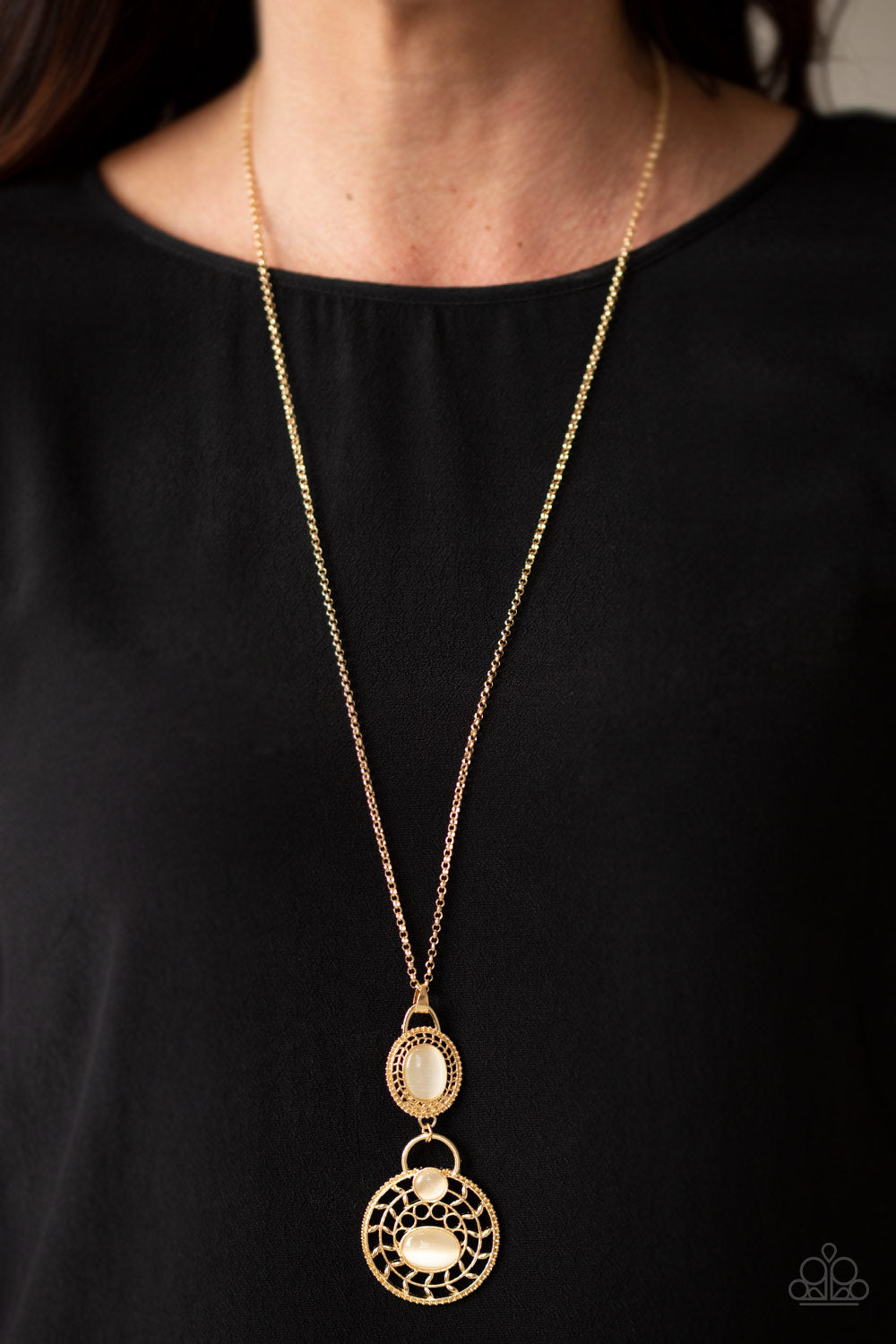 Hook Vine and Sinker – Gold | Paparazzi Necklace