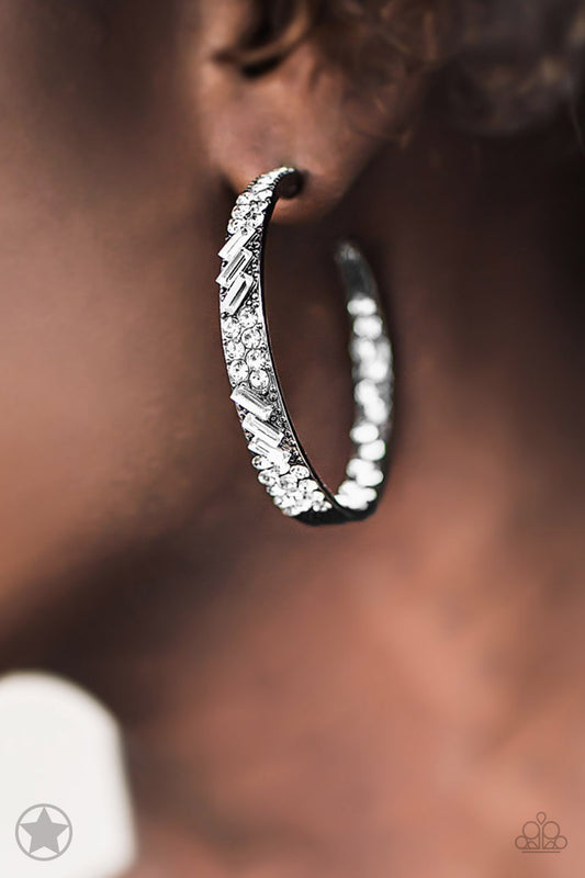 Glitzy Association – Black | Paparazzi Earrings