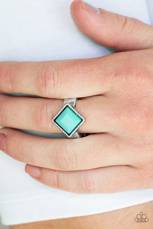 Stylish Fair and Square – Green | Paparazzi Ring