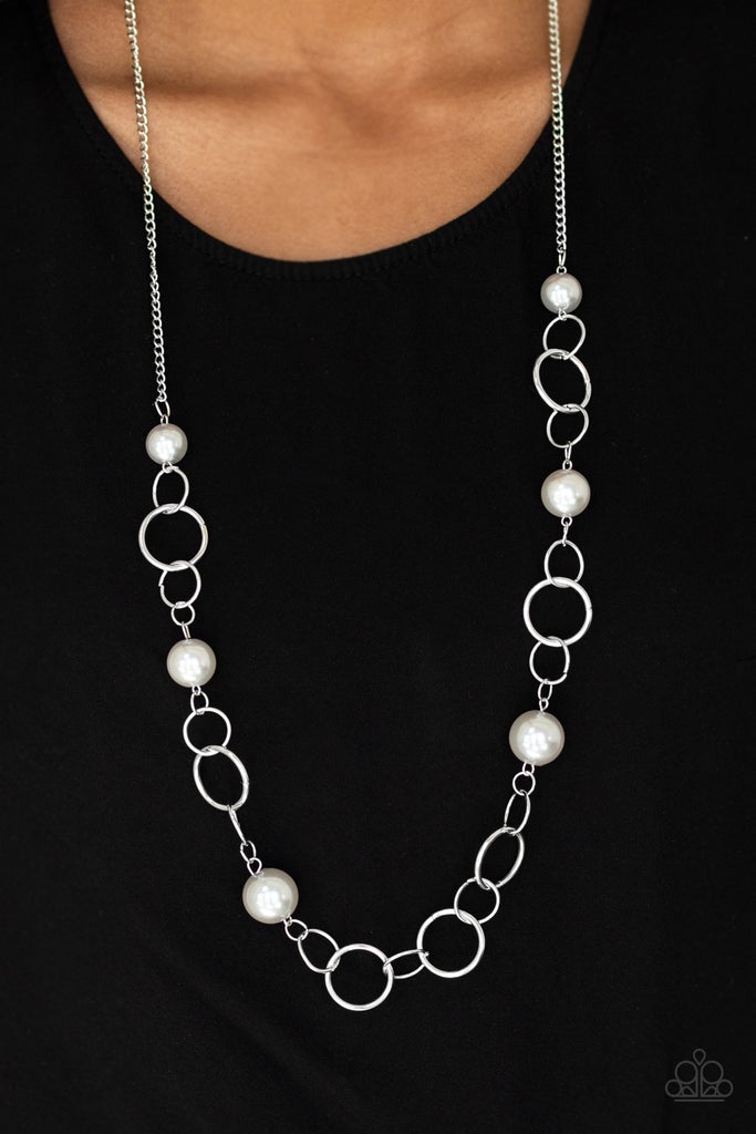 Darling Duchess | Paparazzi Necklace