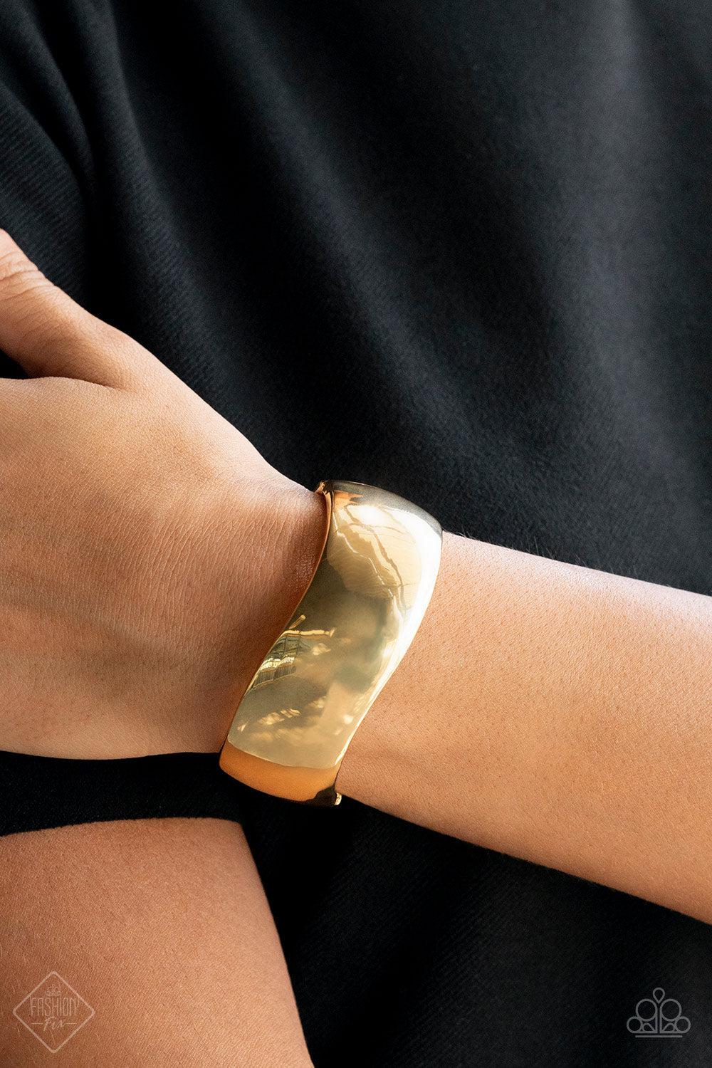Urban Anchor – Gold | Paparazzi Bracelet