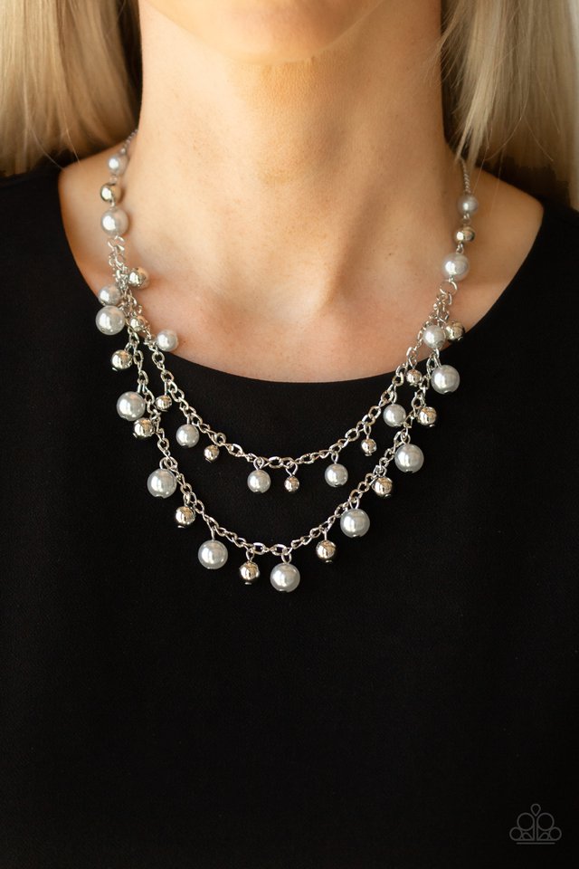 Fantastic Flair | Paparazzi Necklace