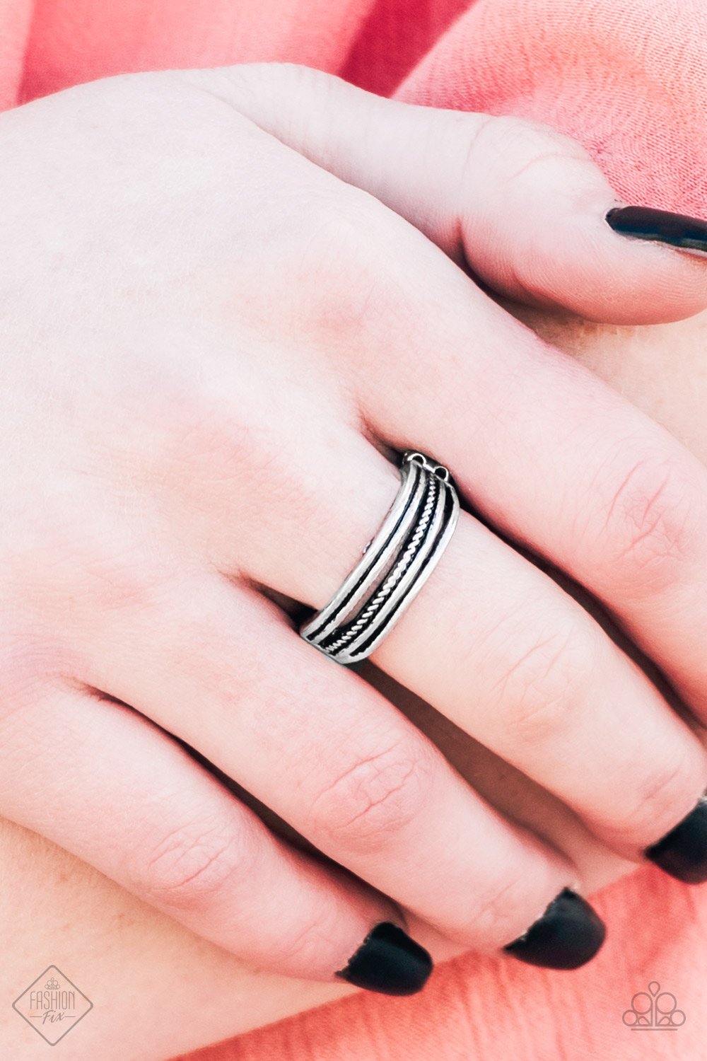 Western Frontier – Silver | Paparazzi Ring