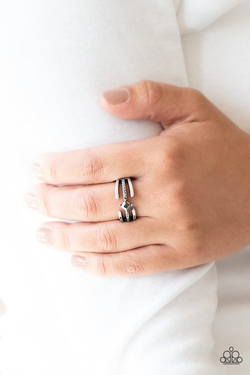 City Center – Silver | Paparazzi Ring