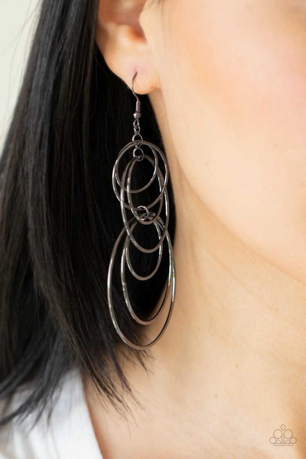 I Feel Dizzy – Black | Paparazzi Earrings