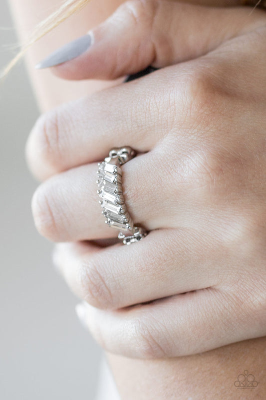 Money Hungry – Silver | Paparazzi Ring