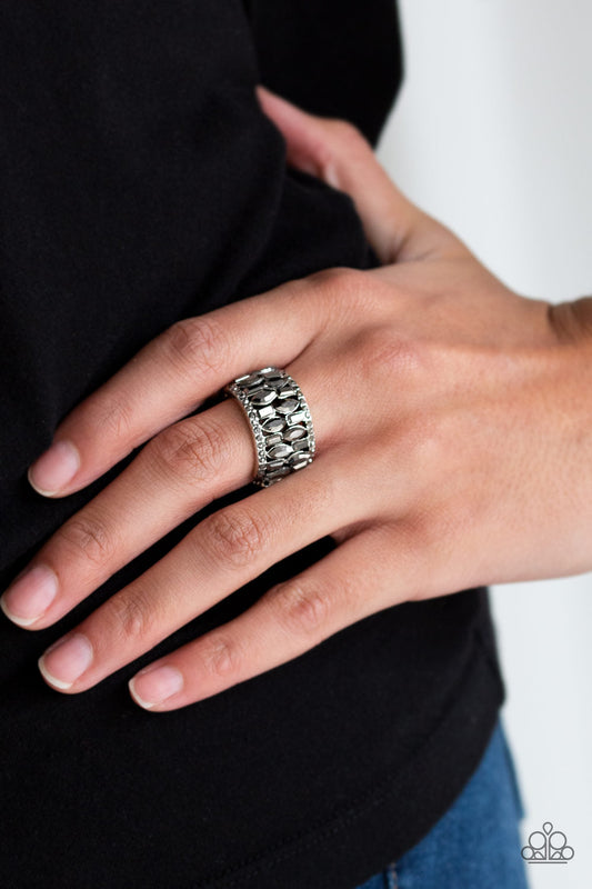 Treasure Trove Tribute – Silver | Paparazzi Ring