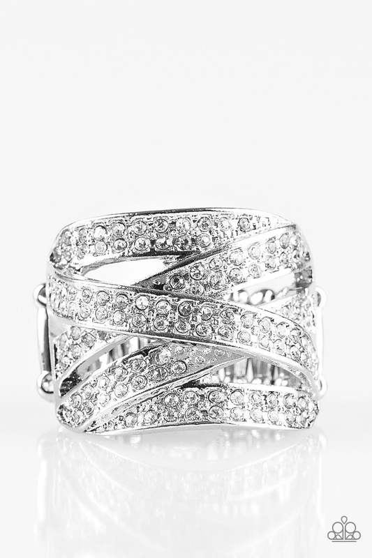 Life in the Glitter Lane – Silver | Paparazzi Ring