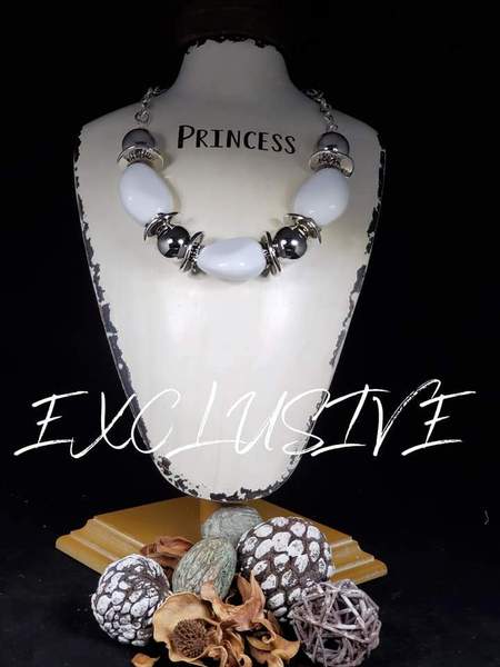 Vivid Vibes – White | Paparazzi Necklace
