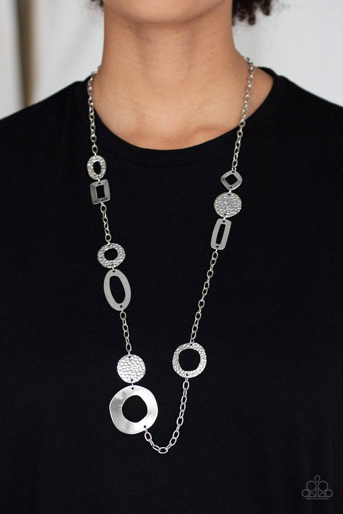 Metro Scene – Silver | Paparazzi Necklace